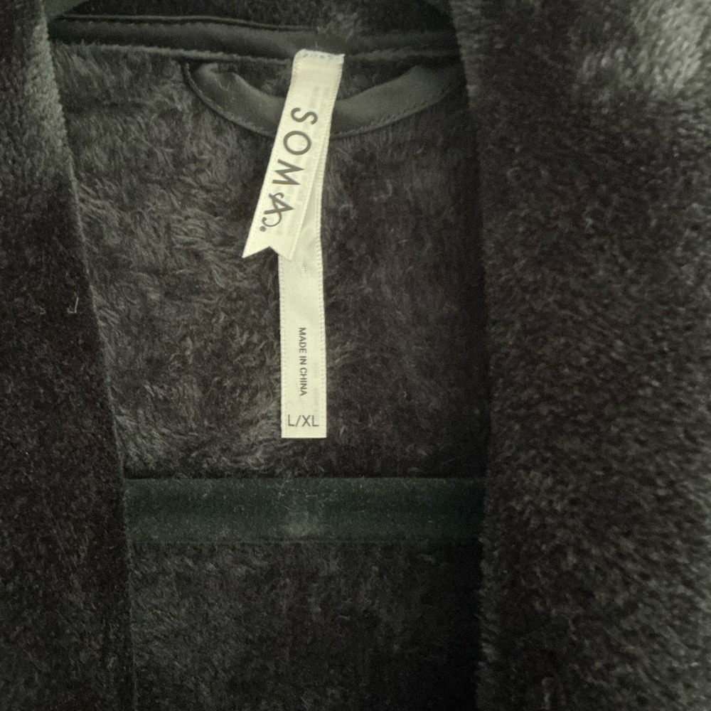 Soma Robe - Picture 2 of 4